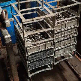 Plating and washing trays